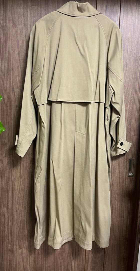 新品未使用　unfilo 洗える】ロングトレンチコート キャメルXLです。