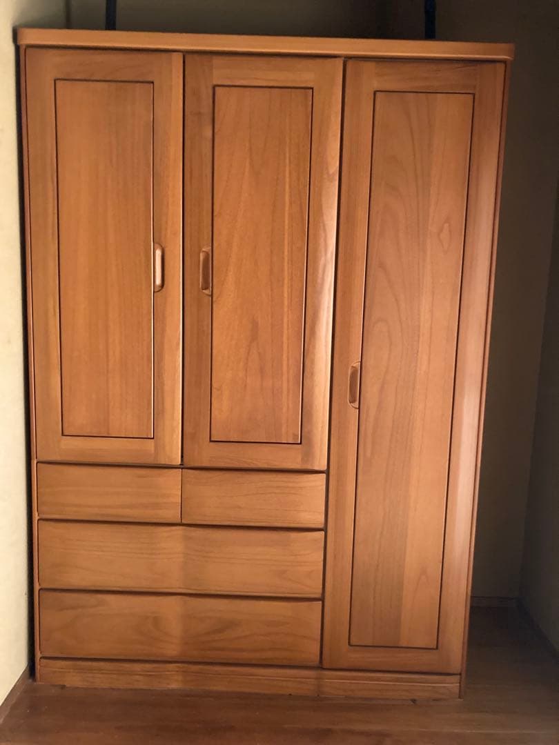 木製タンス／支え棒2本