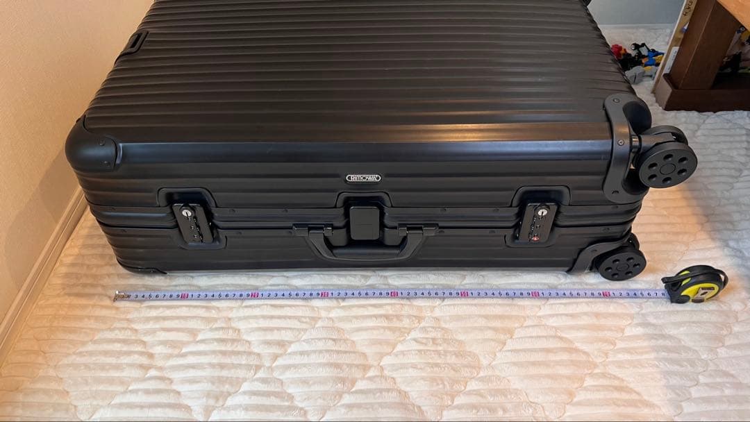 RIMOWA リモワ トパーズ ステルス 82L 986.15 4輪新品です