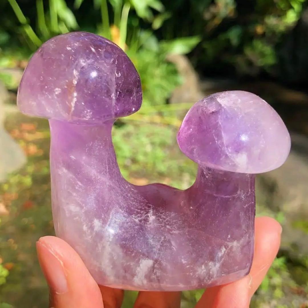紫水晶　アメジスト　原石　双子　マッシュルーム　きのこ
