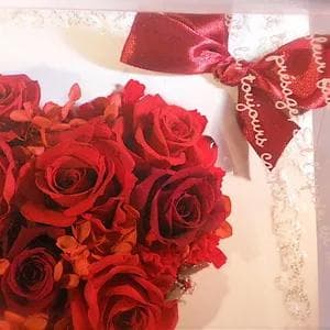 プリザーブドフラワー 赤いバラ ハートスクエア　アレンジメント