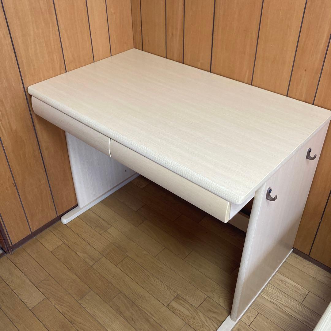 ニトリ　学習机　机のみ　引き出し2つ　フック2つ