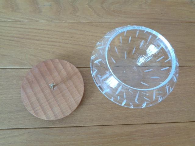 今村知佐さん　ガラスキャニスター 木製蓋付き　真鍮つまみ