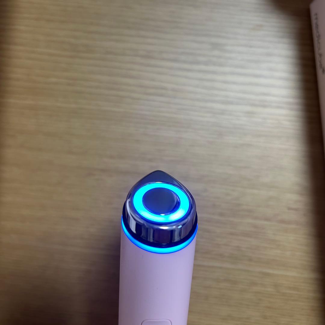 メディキューブ　美顔器 ブースタープロミニプラスPDRNアンプル付き