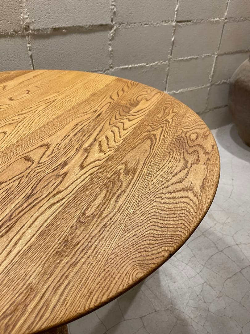 あさり 　IDC 大塚家具　シネマ　ダイニングテーブル　オーク無垢