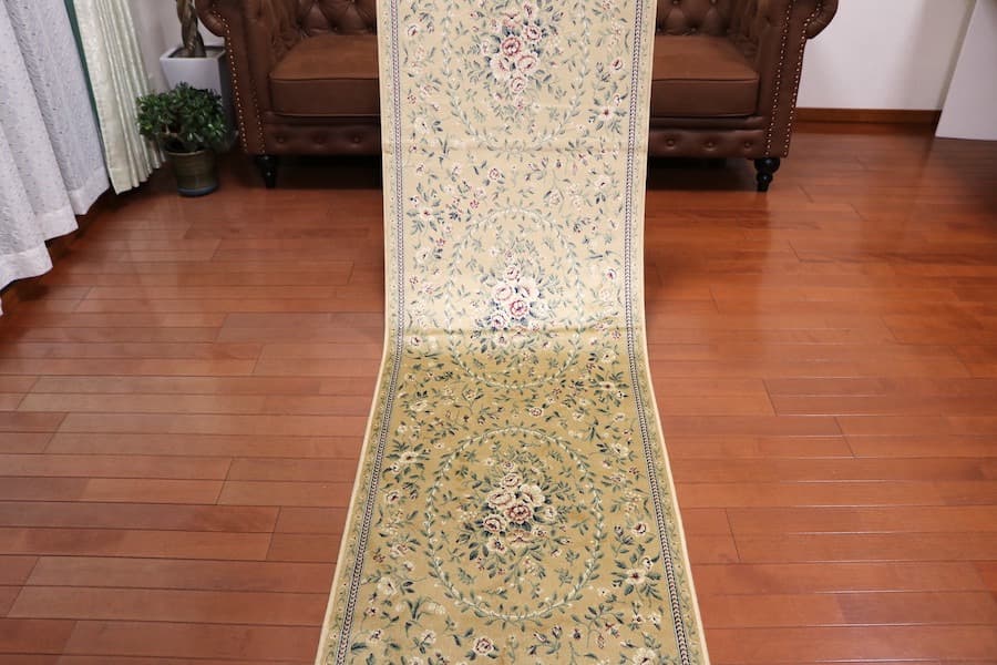 最後の値段です！ペルシャ柄絨毯 67×240 新品未使用 カーペット 玄関マット