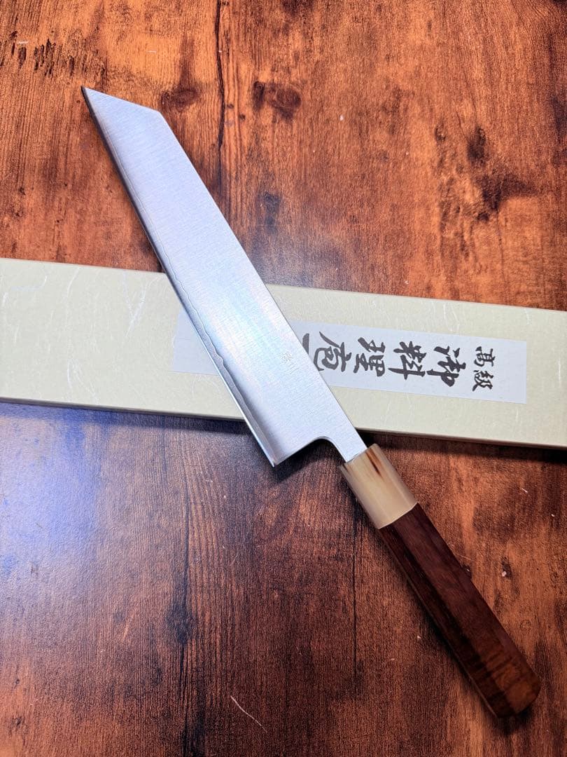 助松　和牛刀 切付　包丁　8寸　鍛造 銀三鋼　紫檀白水牛八角柄