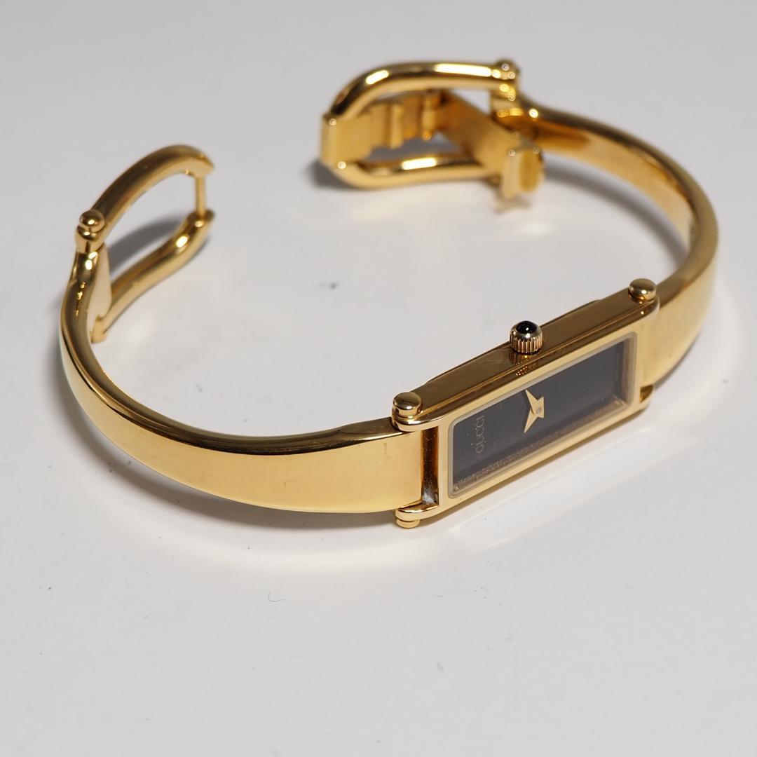 美品 グッチ GUCCI 1500 スクエア バングルウォッチ 腕時計 H598