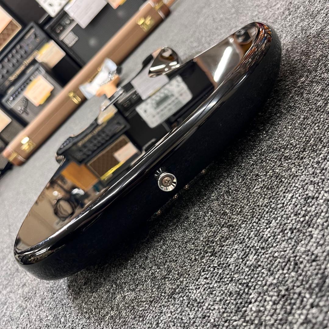 【10239】 Squier by Fender precision bass