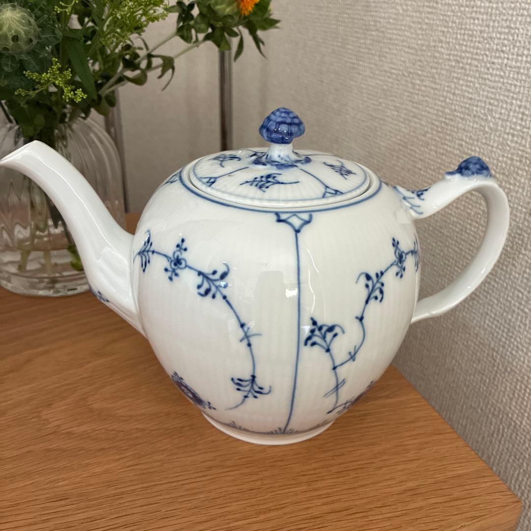 ロイヤルコペンハーゲン　ブルーフルーテッドプレイン　ティーポット700ml