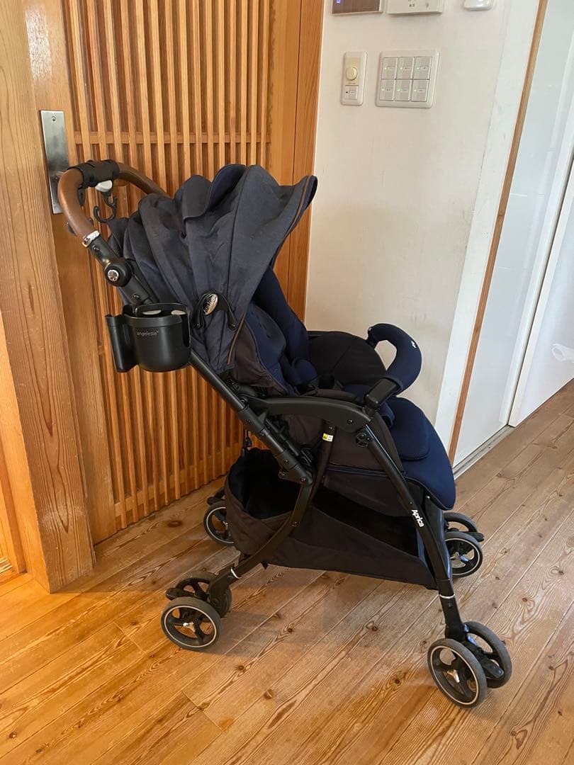 【美品】 Aprica ラクーナビッテ クッション レザーハンドル ベビーカー