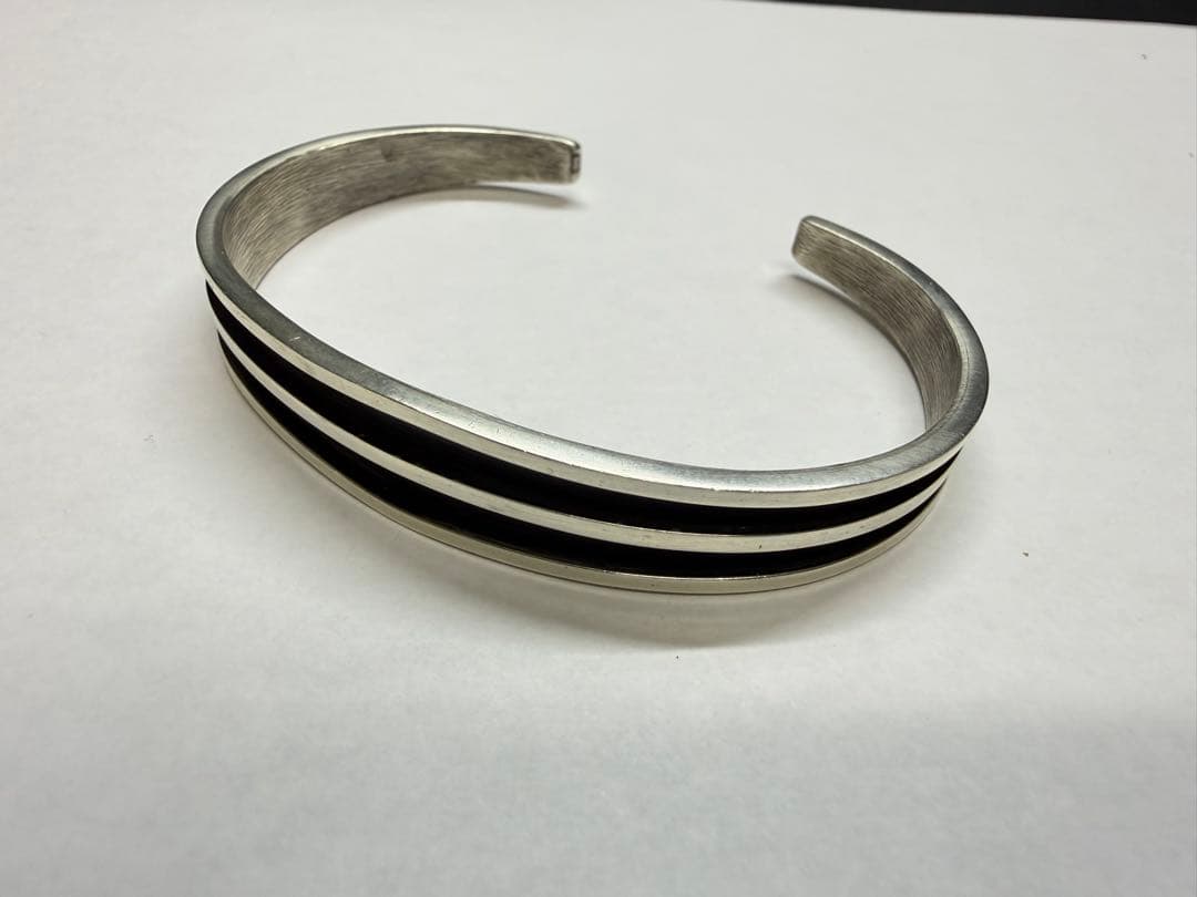 k*o様 TOM HAWK シルバー ブラック 2ライン　ストライプ バングル