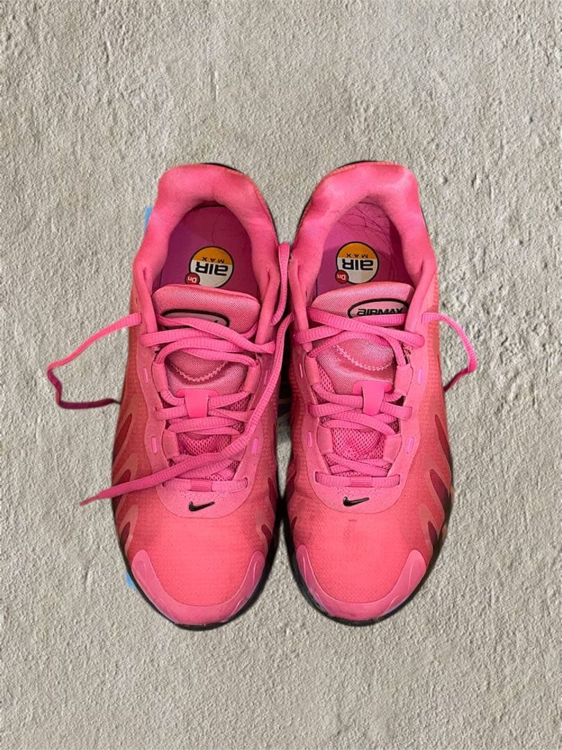 i*˚様 Nike dn8 ピンク スニーカー　【最安値】