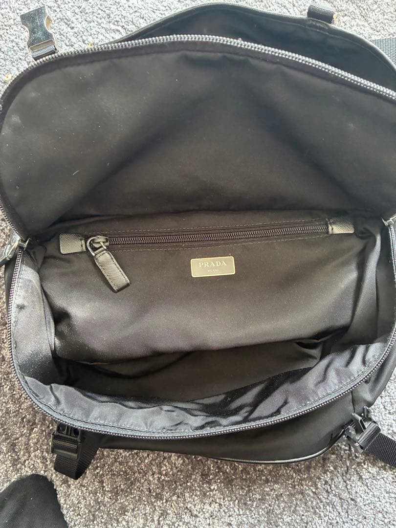 PRADA ブラック ボディバッグ 値引き本日限定