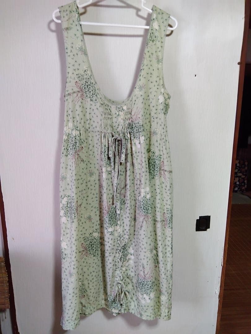 ワンダフルワールドのジャンバースカート