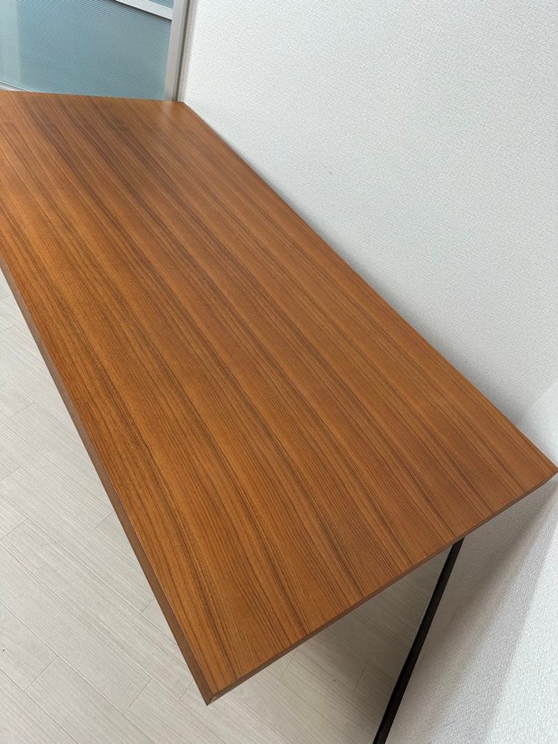 アクタス OWN ダイニングテーブル ウォールナット材 北欧スタイル ※iso※