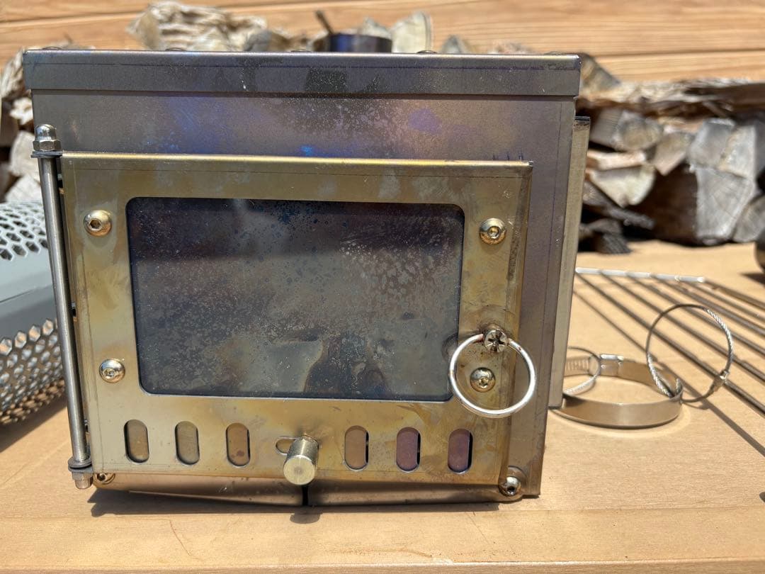 ジベタリアン薪ストーブ チタン製 ガラス窓付き