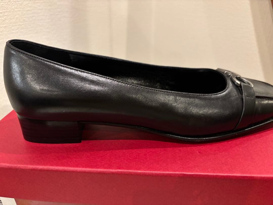 フェラガモ　レザー フラットシューズ 黒　36 1/2