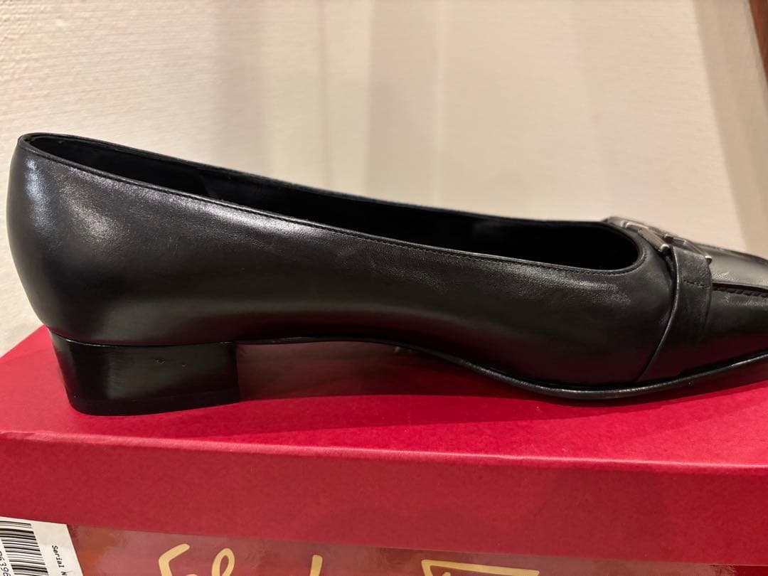 フェラガモ　レザー フラットシューズ 黒　36 1/2