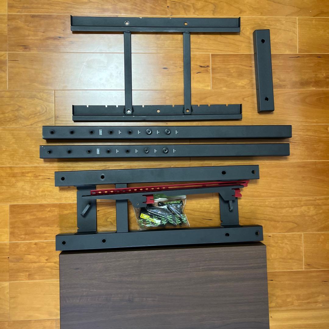 EQUALS WALL V2E テレビスタンド ロータイプ　＋　棚板