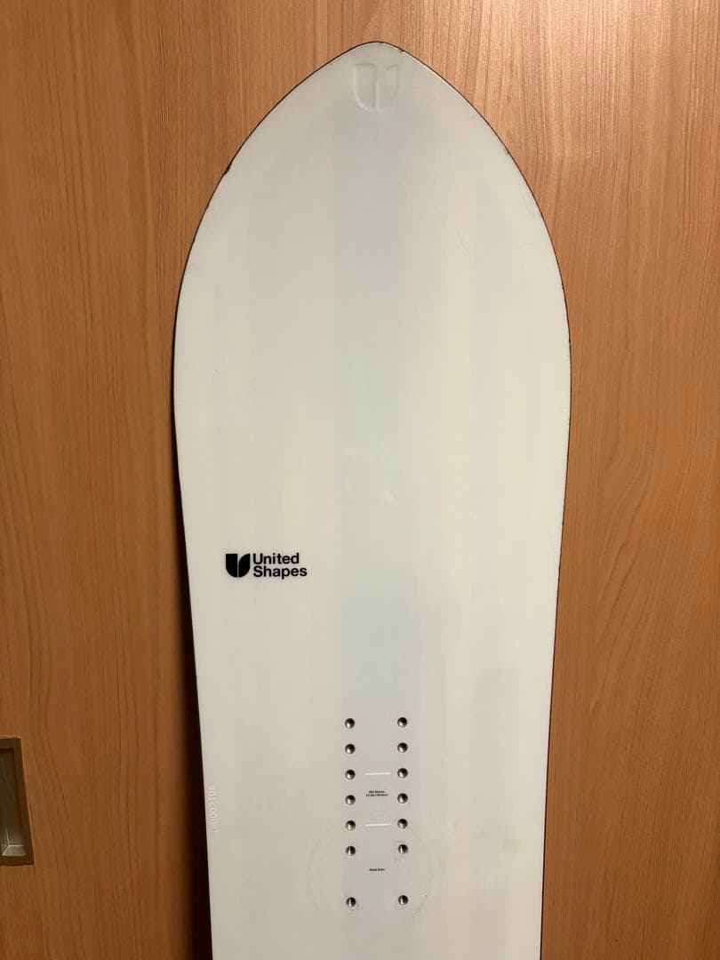 スノーボード UNITEDSHAPES HORIZON 155