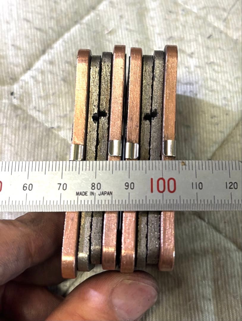 KAWASAKI Z900RS 純正キャリパーピッチ108　フロント左右セット