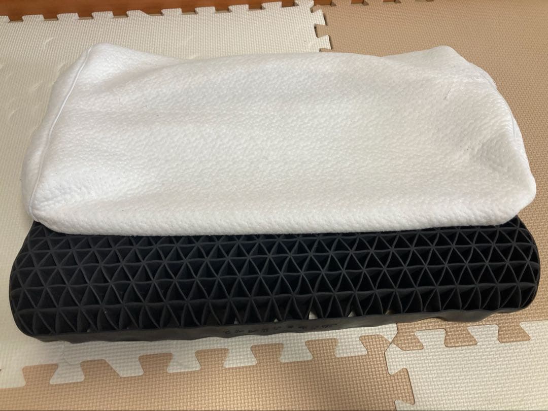 ヒツジのいらない枕 至極（スタンダードモデル）カバー付き