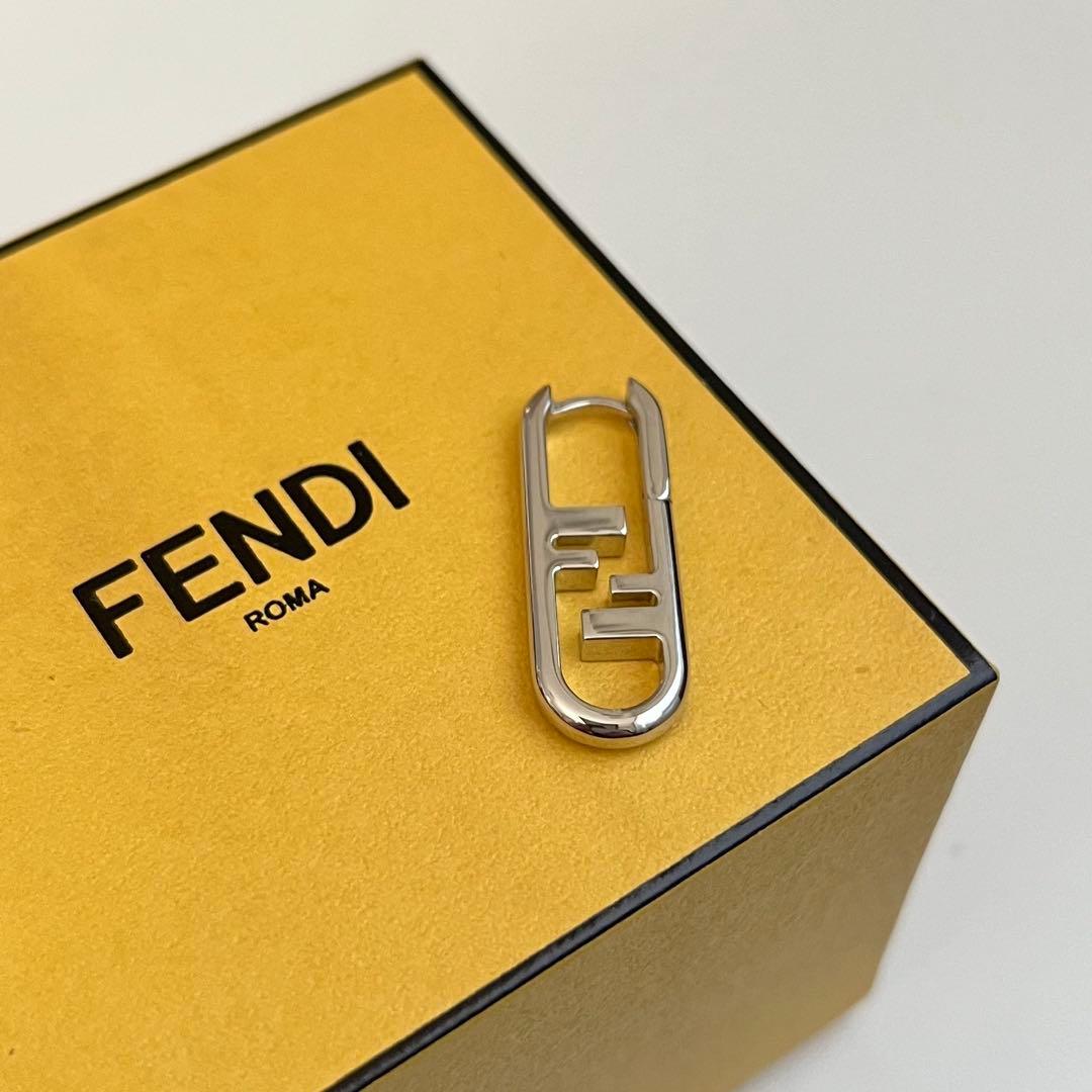 FENDI オーロックピアス①♡目黒蓮さん着用 シングル 片耳用