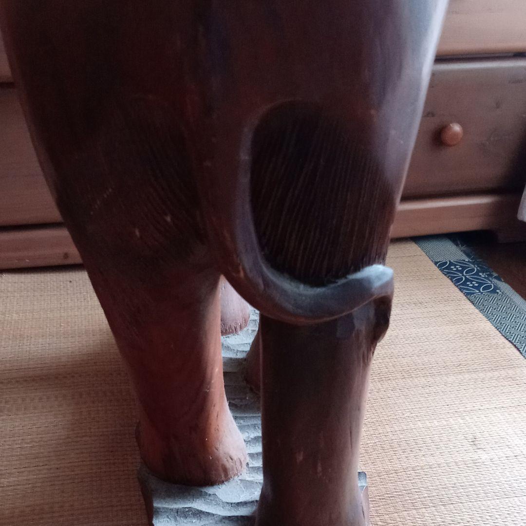 像の彫刻(木製)