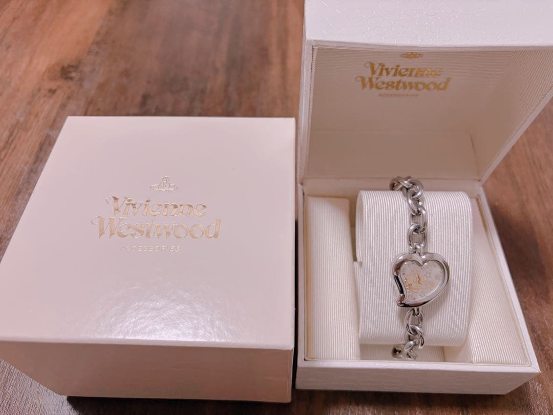 【希少】Vivienne Westwood ハート型 腕時計
