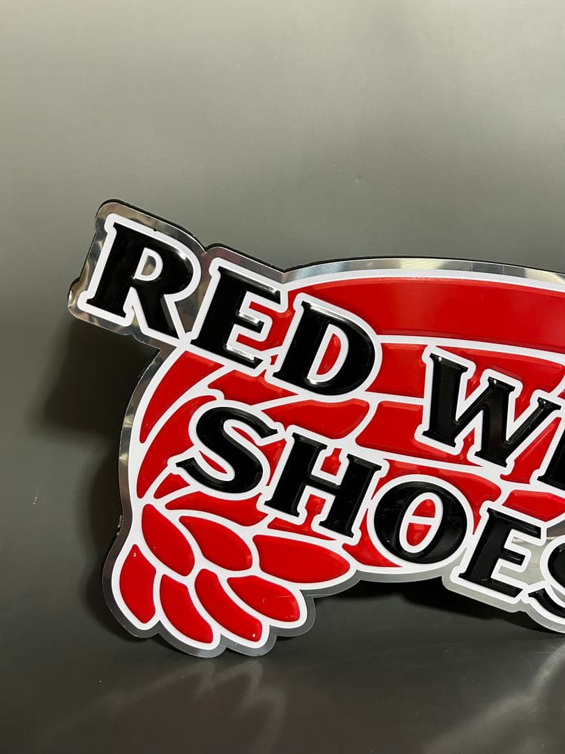 RED WING 店舗看板