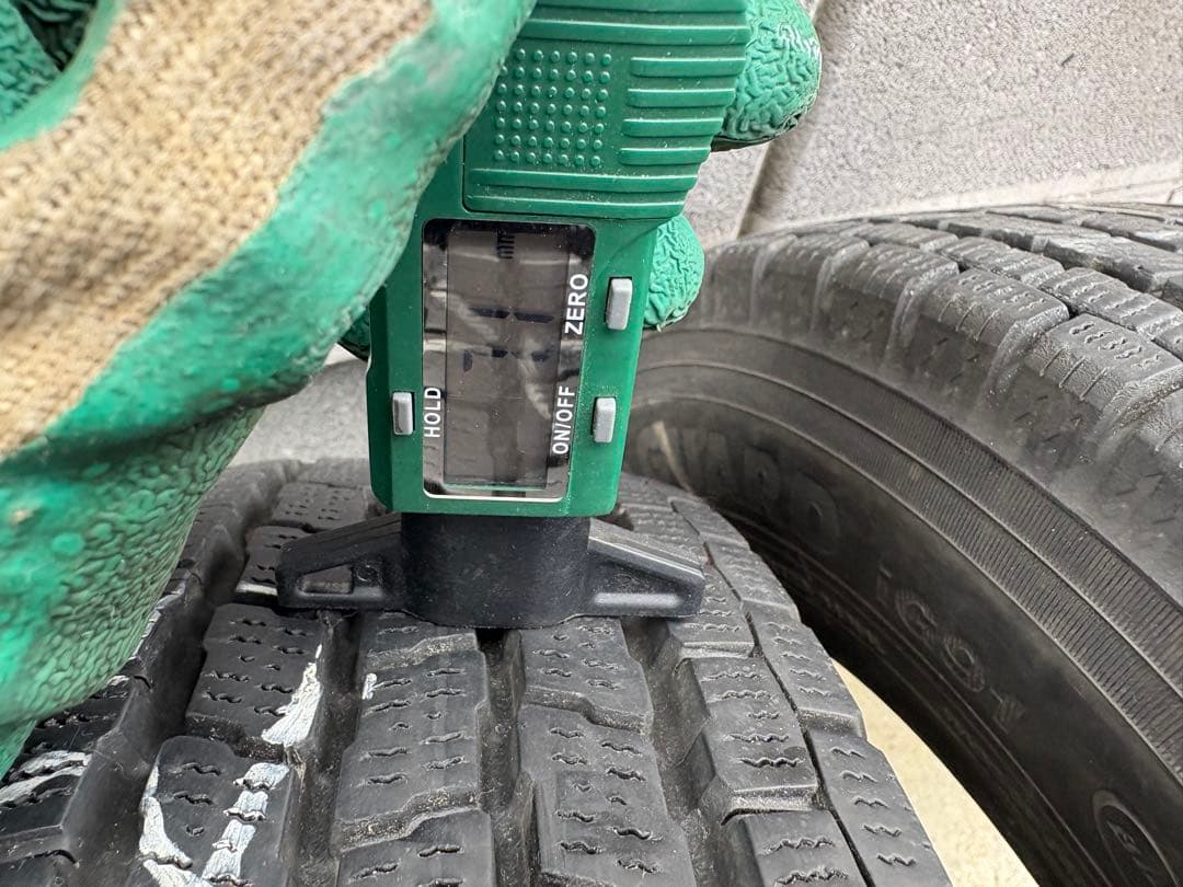 タイヤ・ホイール 145/80r12 80/78N LT YOKOHAMA ig91