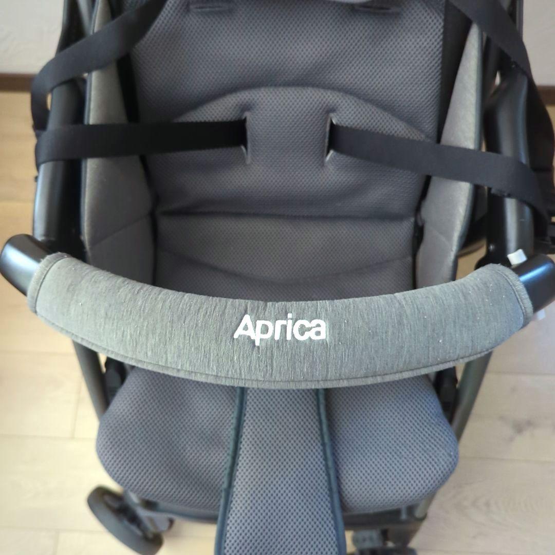 【匿名発送】アップリカ ベビーカー クルリー