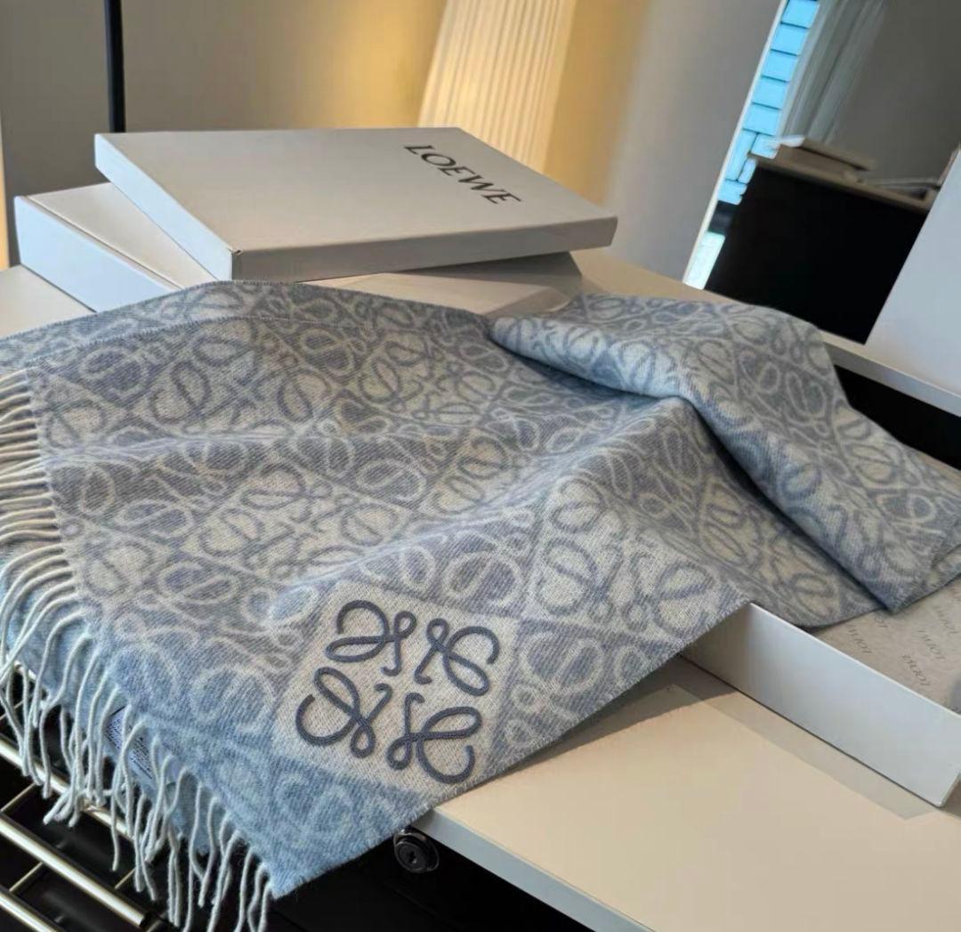 LOEWE ロエベ マフラー ブルー