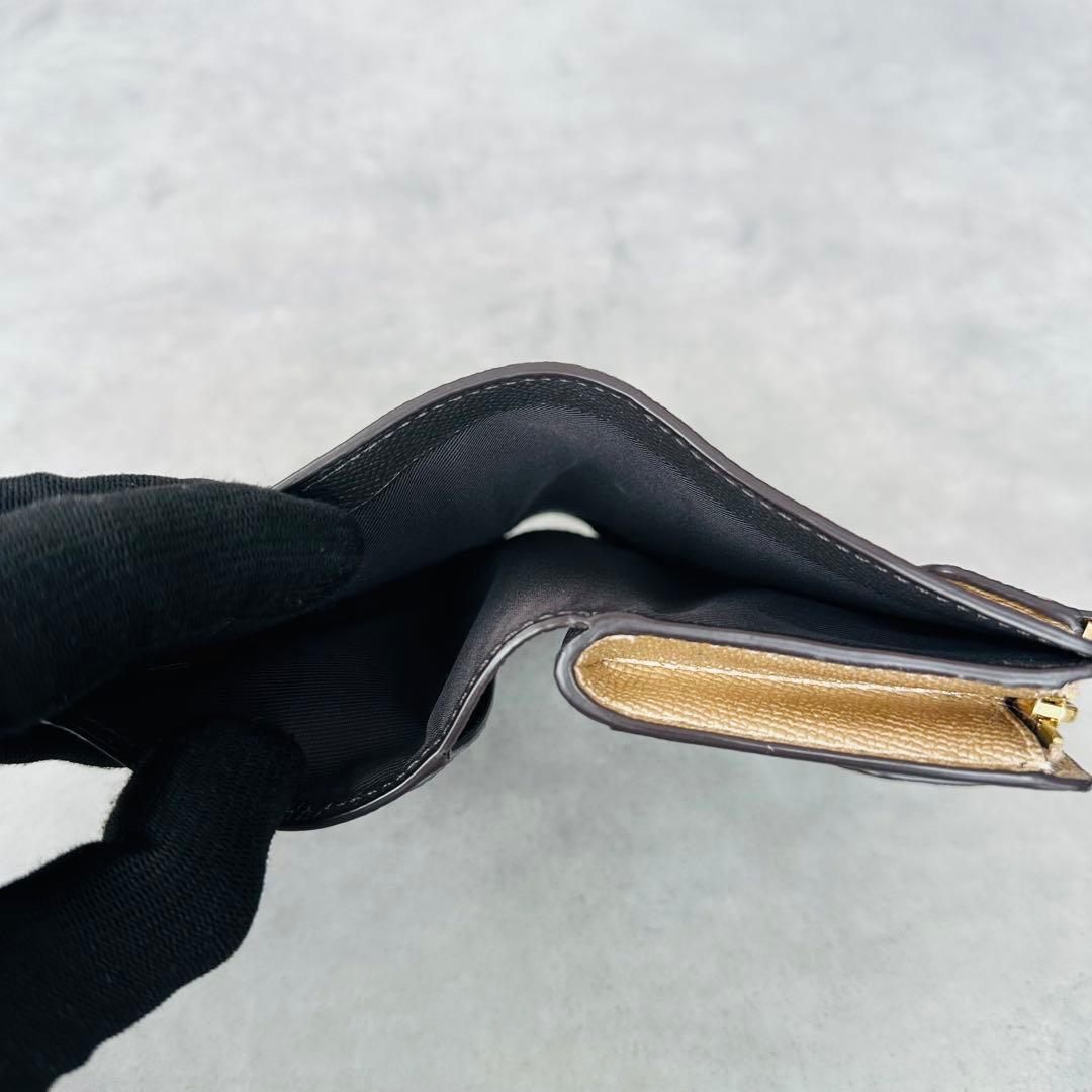 COACH メタリックゴールド ミディアム コーナー ジップ ウォレット