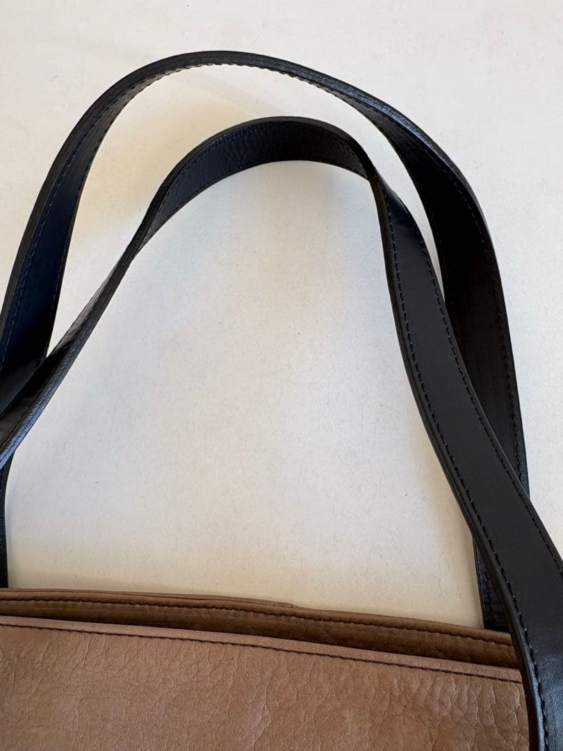 マーガレットハウエル レザートートバッグ A4 肩掛け未使用級