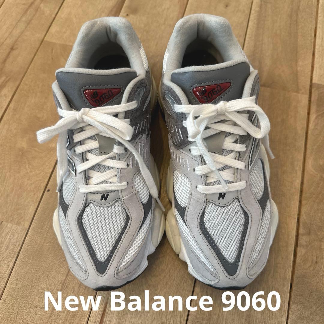 New Balance 9060 グレー/ホワイト スニーカー