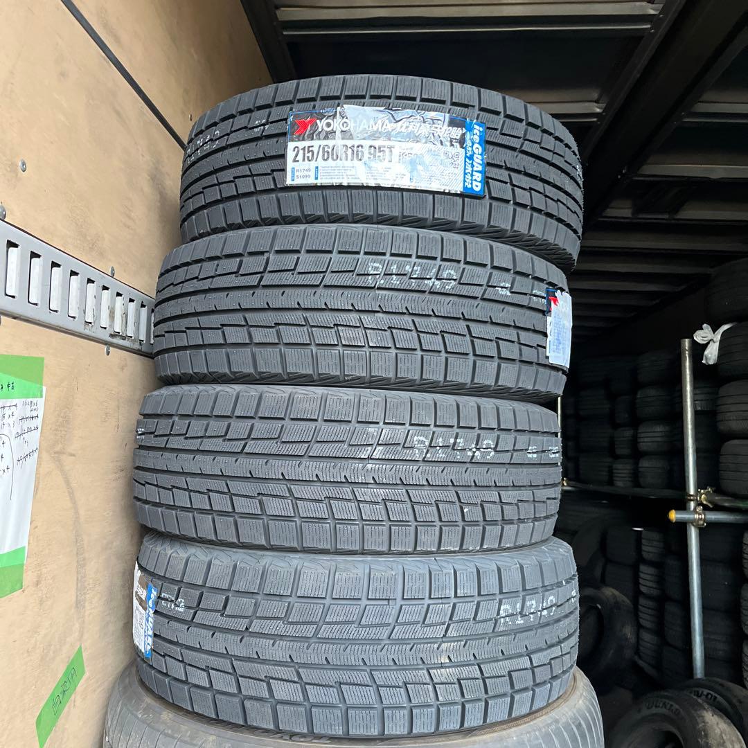 YOKOHAMA215/60R16iceGUARD iG52c 4本セット