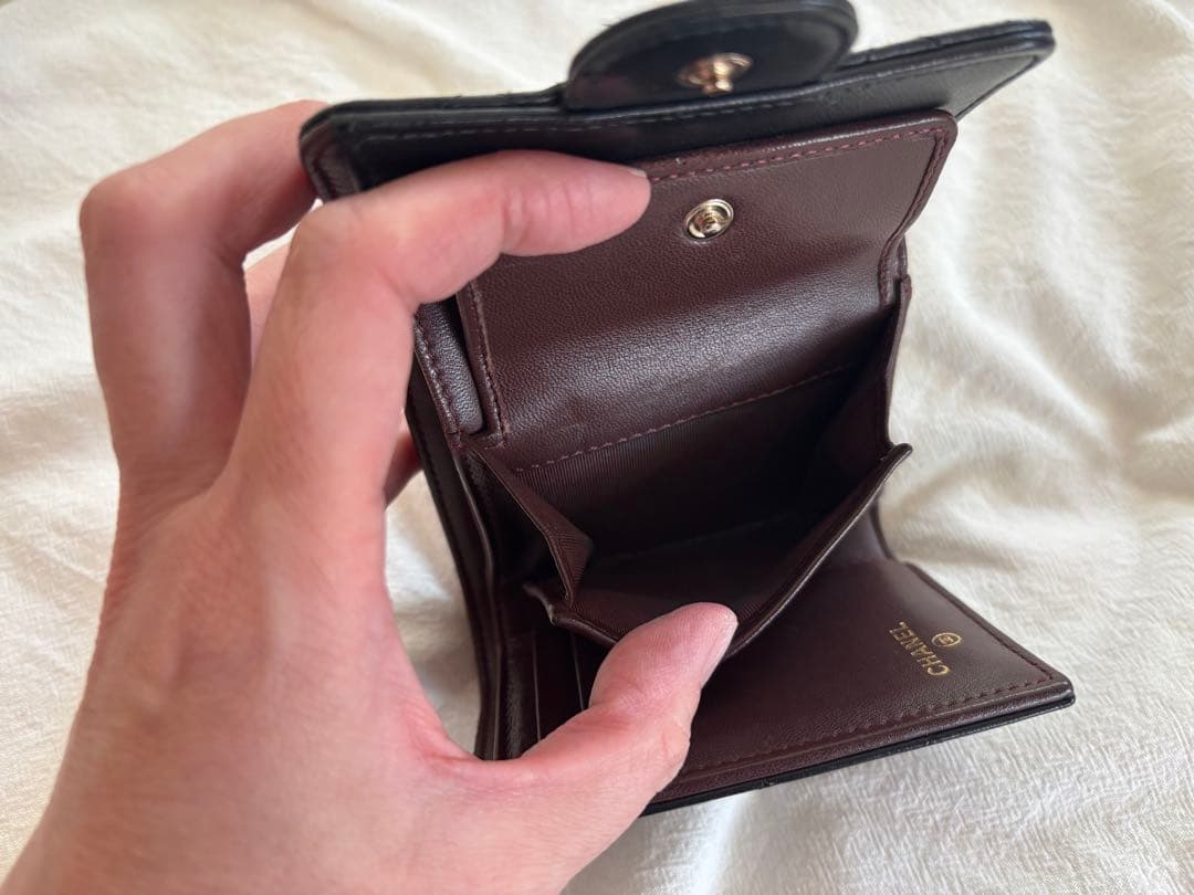 ゆーかCHANEL 三つ折り財布 ブラック