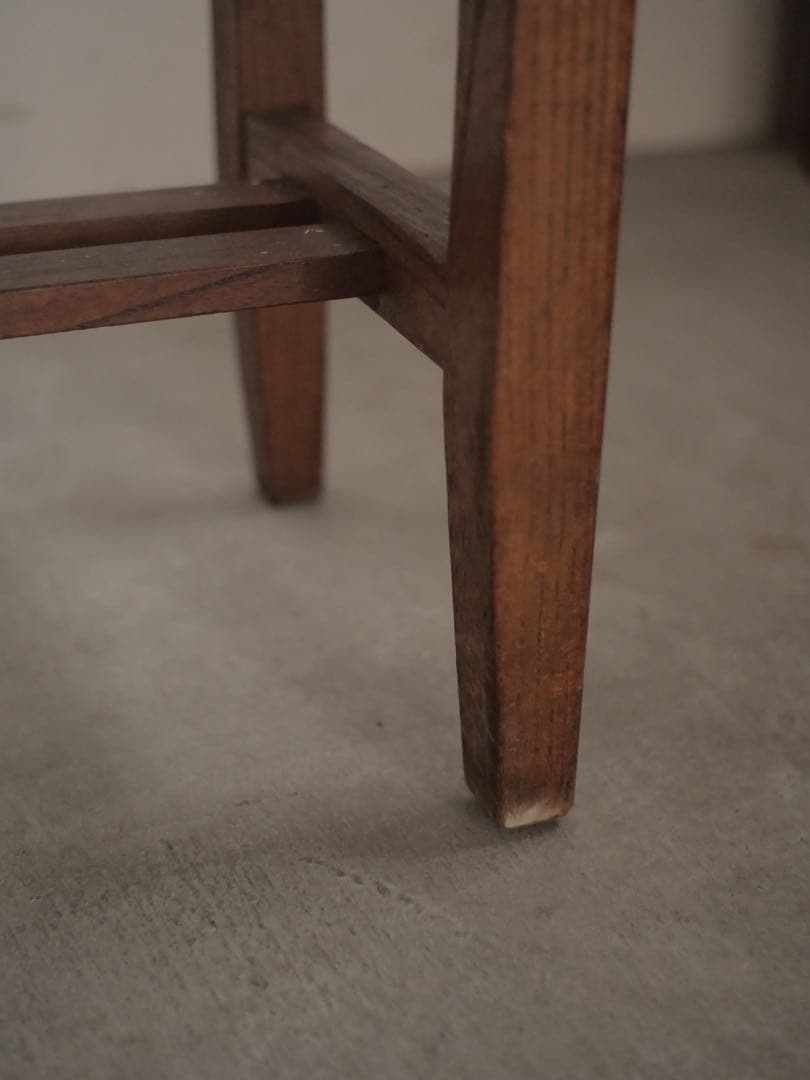 角スツール　張り替え済　スツール　椅子　古家具　古道具　アンティーク　昭和レトロ