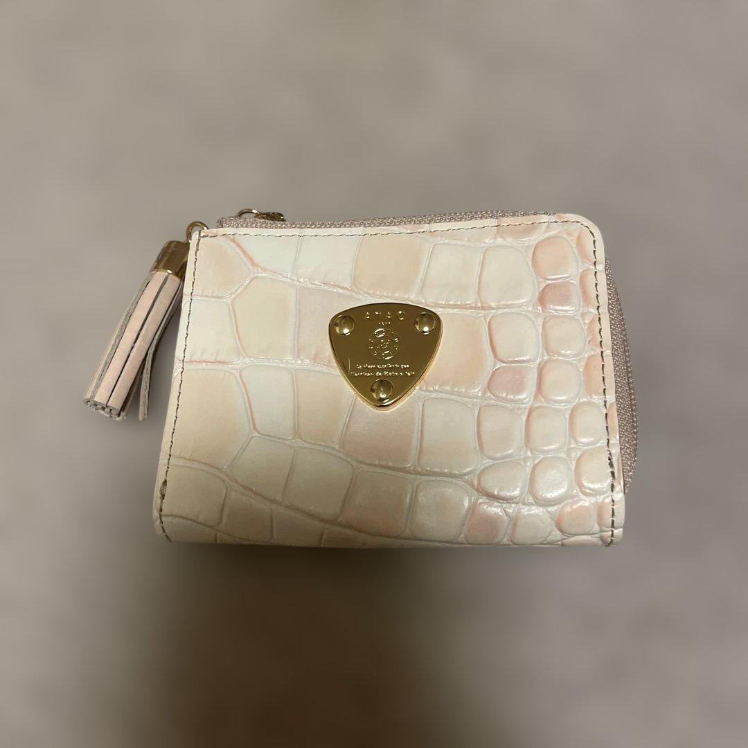 アタオ　ワルツケリー　ミニ財布　美品