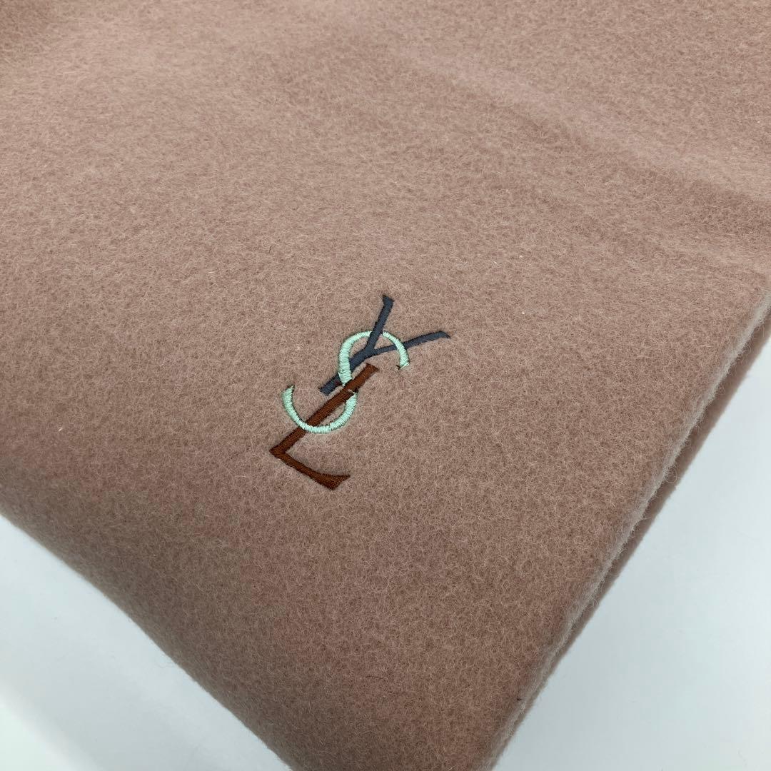 イヴ・サンローラン　毛布