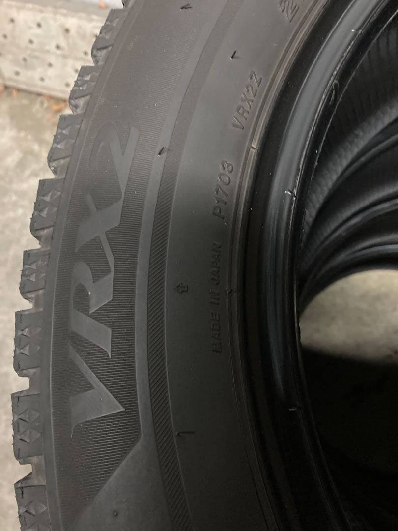 MOTTAGE 冬タイヤVRX2 215/55R16 4本セット①