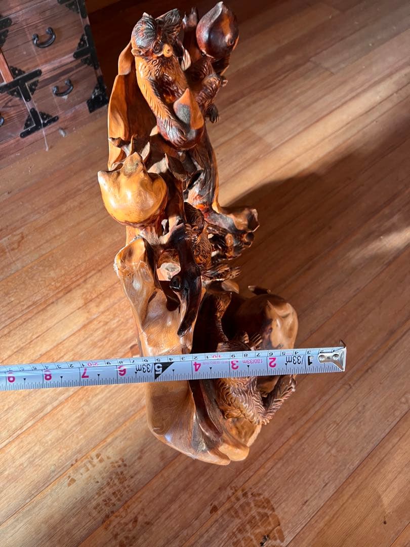 榧　カヤ　猿郡　モンキー　monkey 桃　peach飾り物　彫刻　木工品