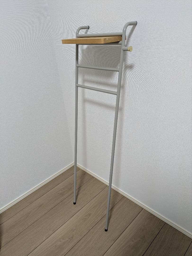 ブルーノ　インテリア　スリムラダーラック　新同品