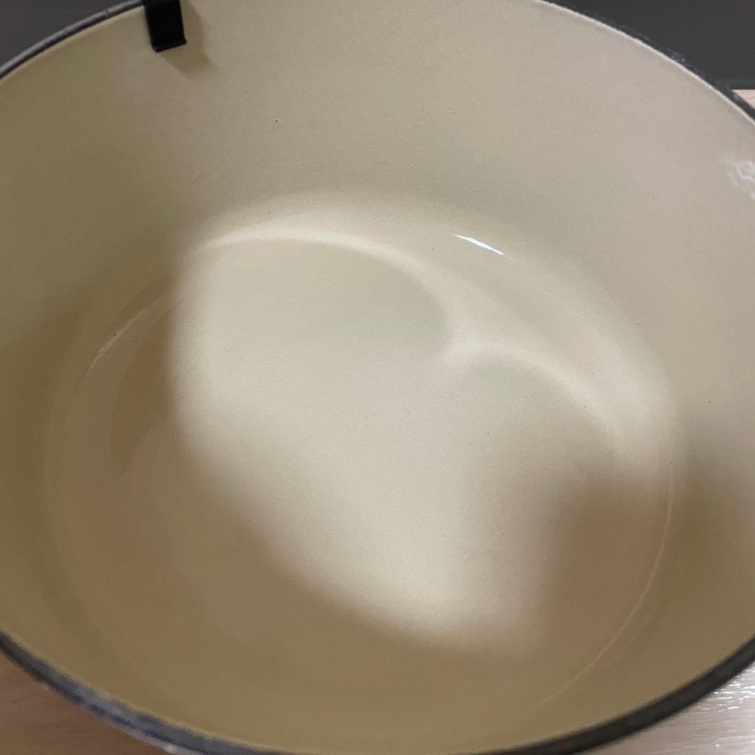 LE CREUSET ル・クルーゼ ココットロンド 22cm 両手鍋