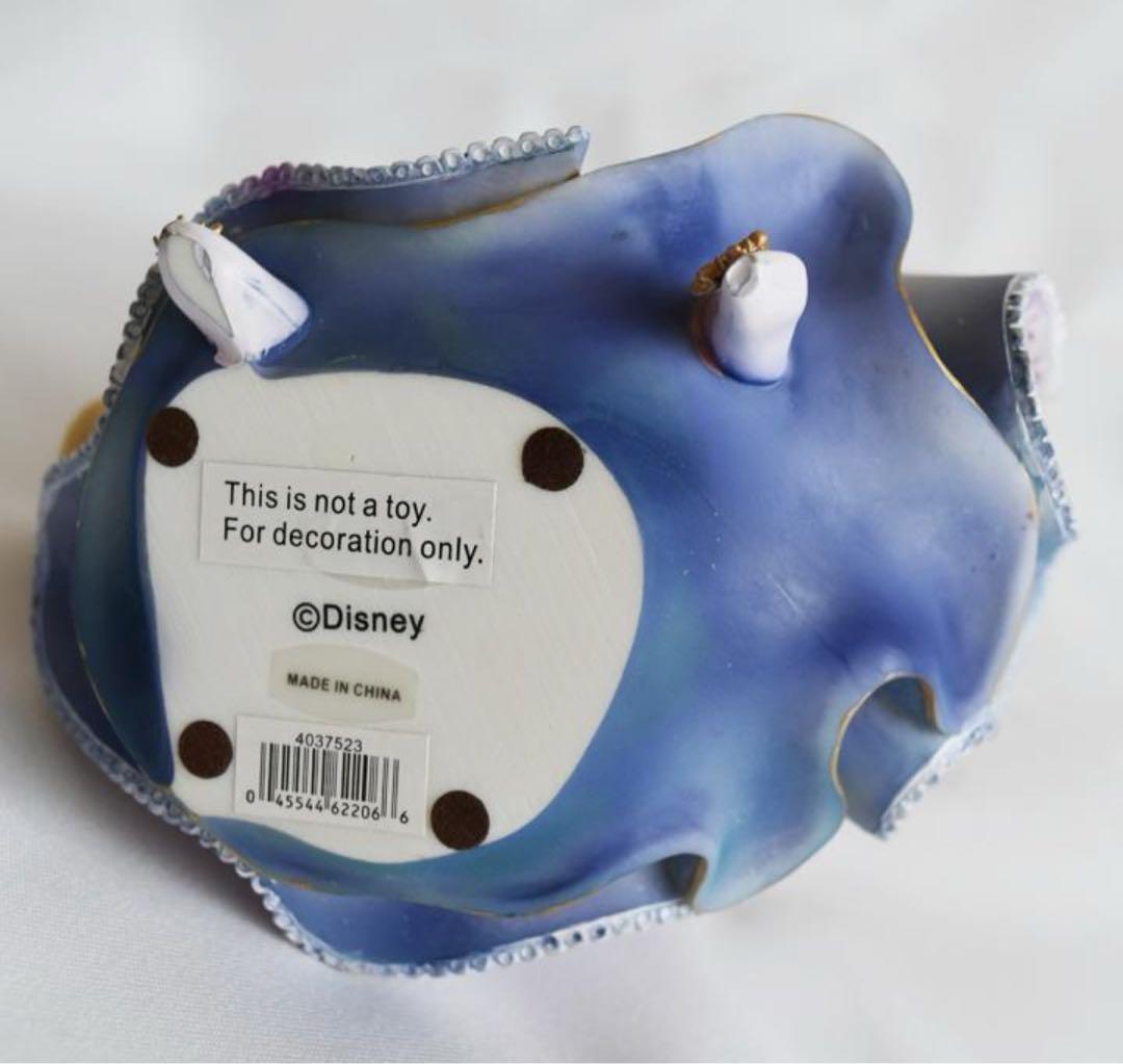 新品開封のみディズニー エネスコ ショーケース 塔の上のラプンツェル フィギュア