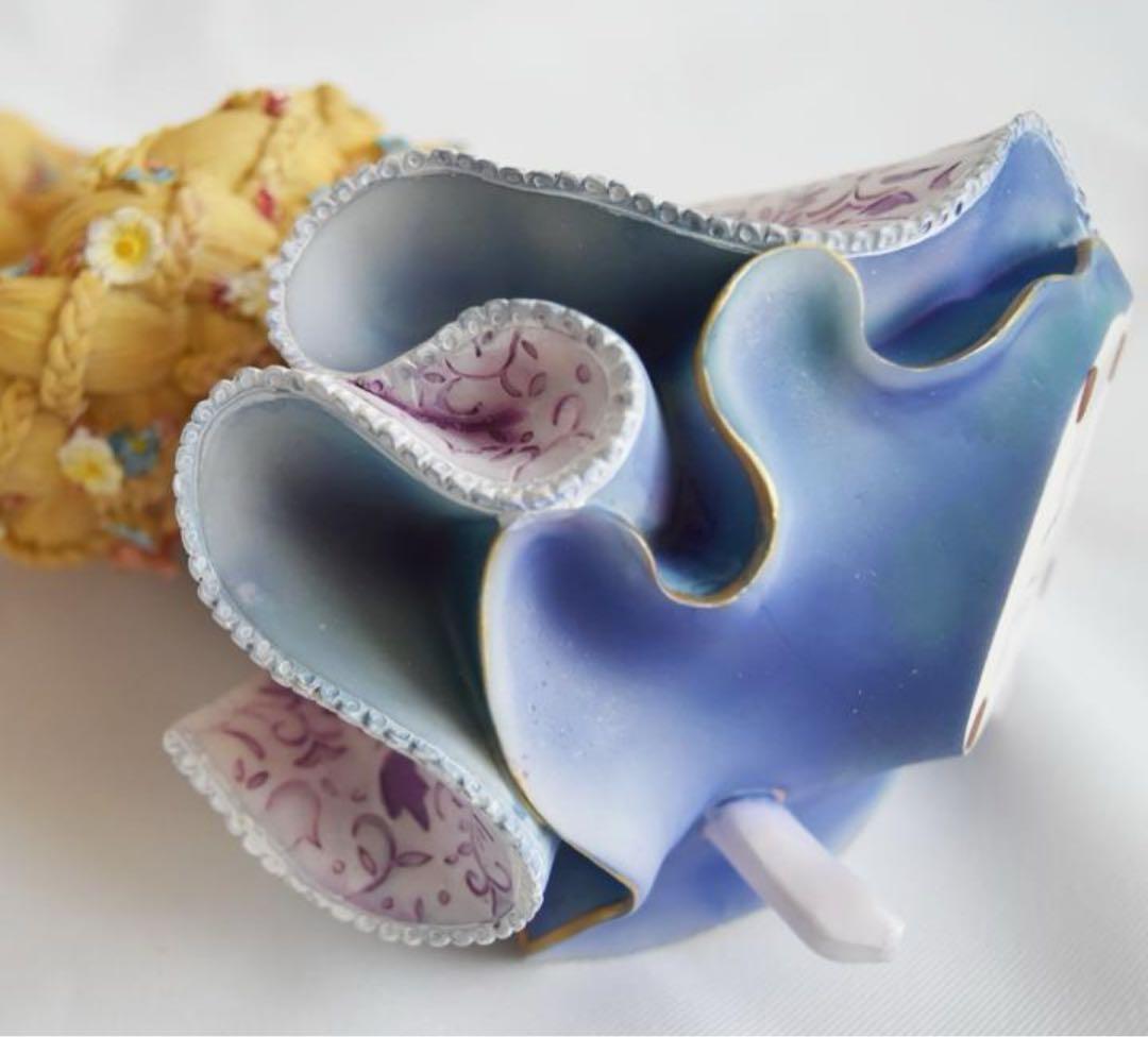 新品開封のみディズニー エネスコ ショーケース 塔の上のラプンツェル フィギュア