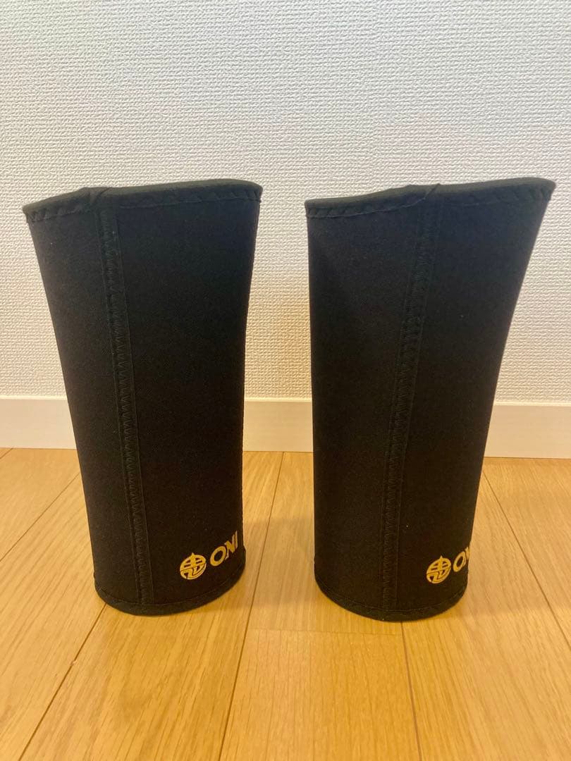 ONI KNEE SLEEVES PRO（Mサイズ） プロ系ニースリーブ S級