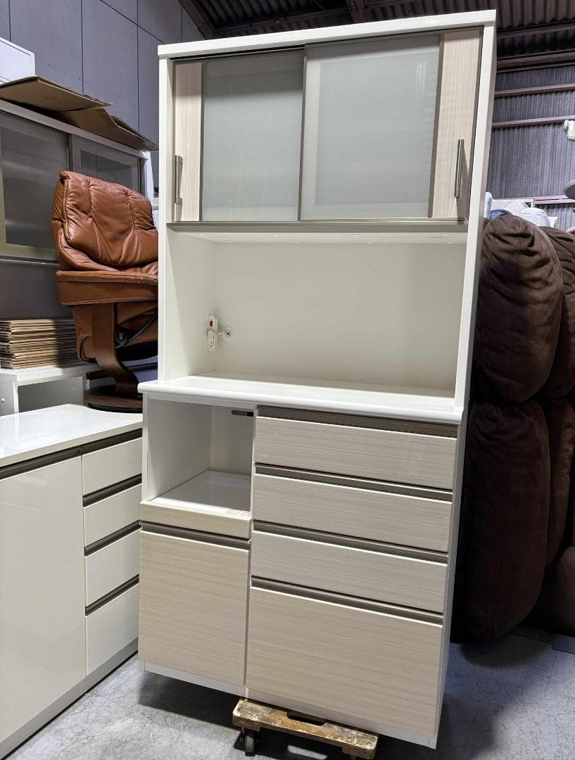 NITORI ポスティアシリーズ 幅105cmキッチンボード、食器棚、Used